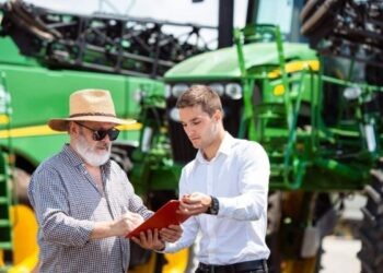 tractor supply job description