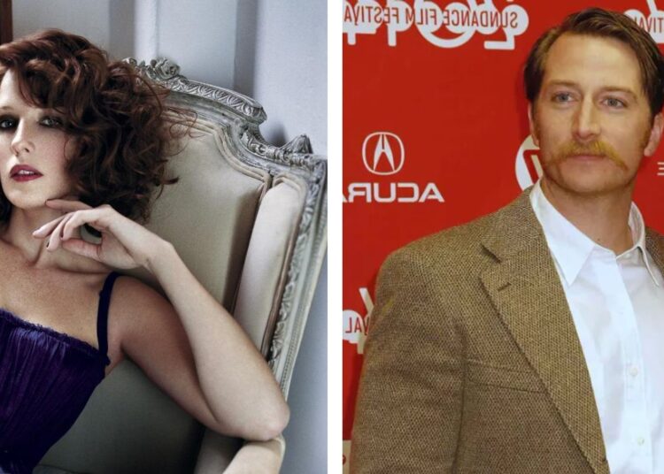 who is kelly reilly married to