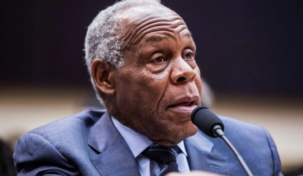 Danny Glover
