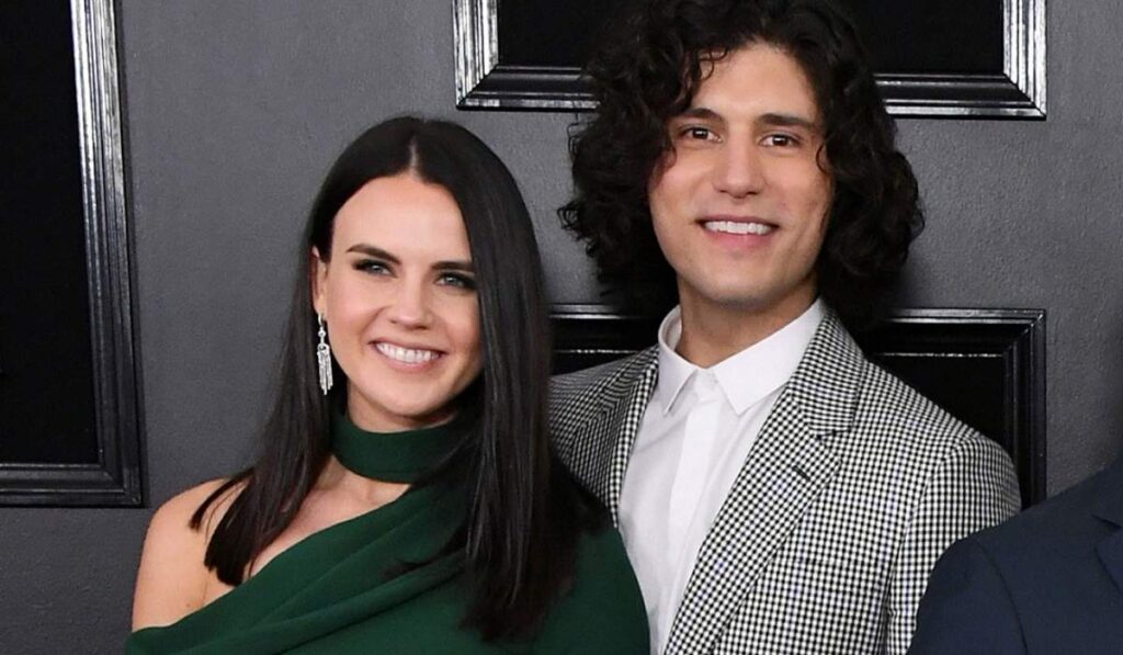 does tyler perry have a twin brother?