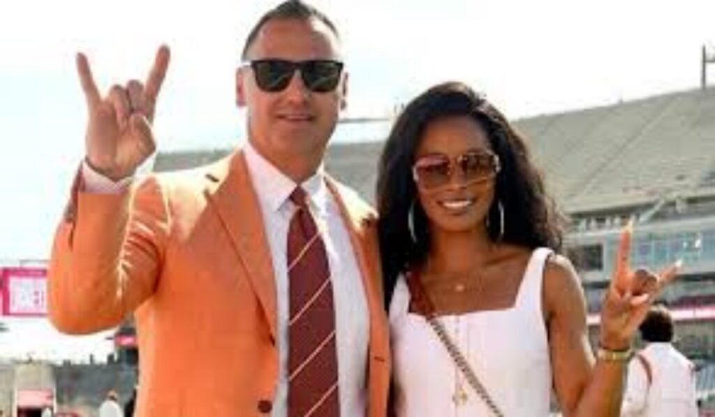 stephanie sarkisian steve sarkisian wife