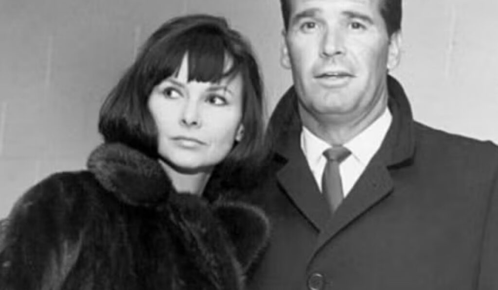 Lois Clarke