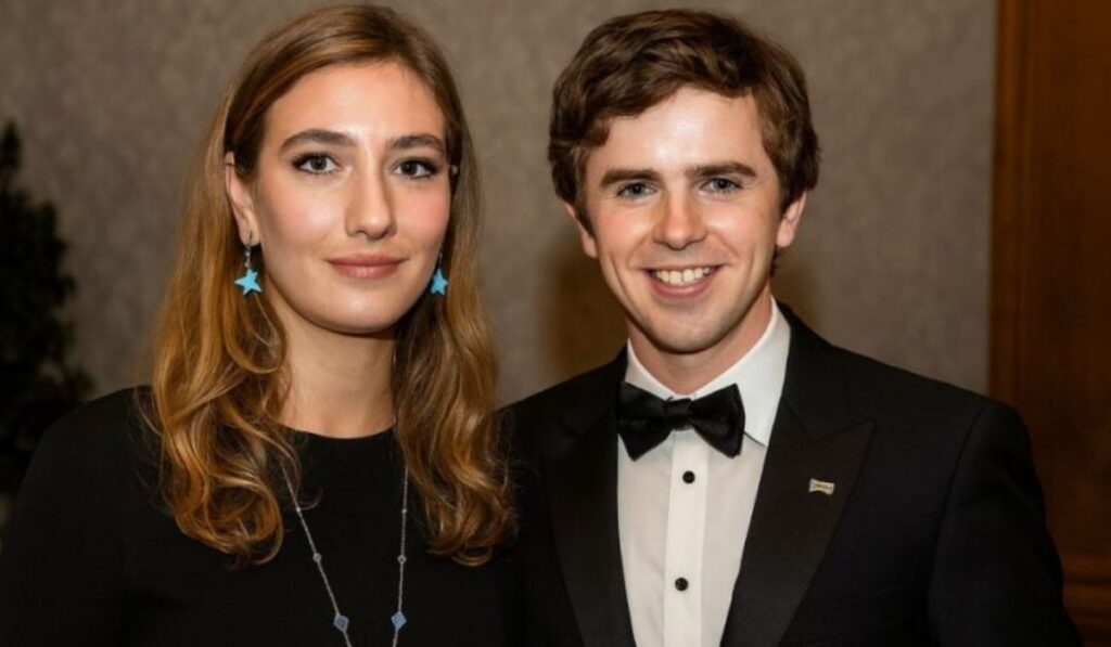 freddie highmore klarissa munz